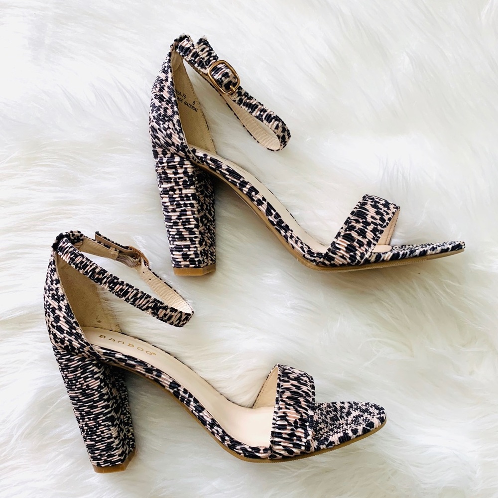Leopard Heel Size 10 - Picture 4 of 6